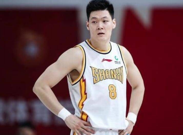 NBA交易市场动态：快船完成外援引进（NBA交易最新动向：快船完成外援签约）