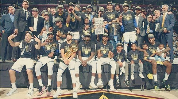 0分0板0助+投篮过桥，被杜锋“死亡凝视”，粤蜜：赶快把他送走（挂零出场还投篮过桥，遭杜锋怒瞪，广东球迷：赶紧把他送走）