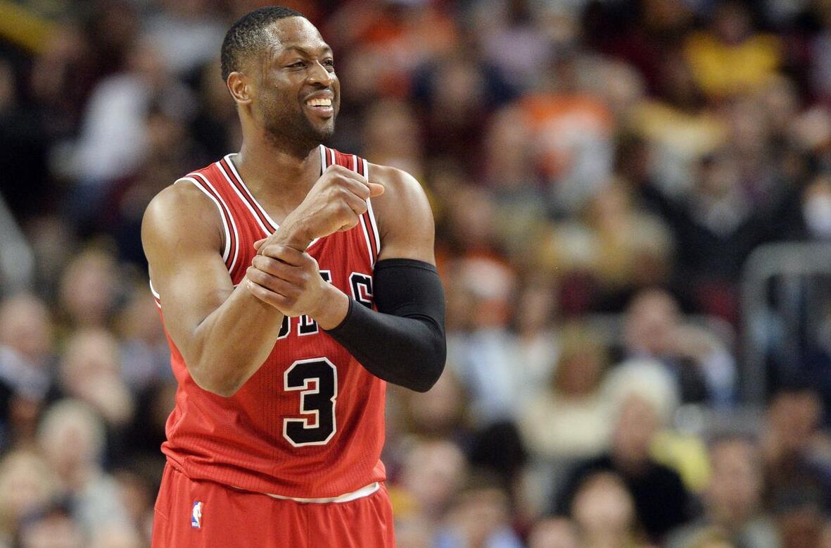 CBA战报：郭昊文空砍42分，萨林杰19+9&徐杰伤退，广东107-102加时险胜同曦（CBA加时大战：郭昊文42分空砍，萨林杰19+9发力、徐杰伤退，广东107-102险胜同曦）