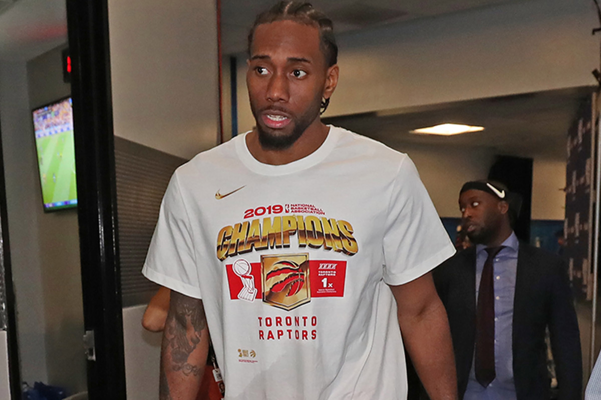 半场得分20+且命中5+三分场次：克莱超越哈登升历史第三（克莱半场20+分且命中5+三分的场次已超越哈登，位列历史第三）