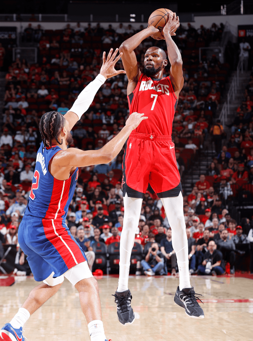 奥莱报列五大联赛有美资背景的俱乐部：共24家，英超有9家（奥莱报：五大联赛美资俱乐部达24家，英超占9席）