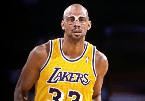 巴黎首发身价是弗拉门戈的8.8倍，同时平均年龄小6.3岁（巴黎首发价值超弗拉门戈8.8倍，平均年龄小6.3岁）