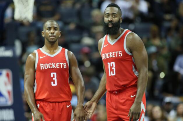 意媒：那不勒斯、米兰、曼城、巴萨关注乌迪内斯中场阿蒂尔（意媒：巴萨、曼城、米兰和那不勒斯均有意引进乌迪内斯中场阿蒂尔）