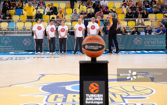 太攀蛇官方：瓦尔登堡和史密斯缺席对阵老鹰，斯塔特曼将复出（太攀蛇官宣：对阵老鹰瓦尔登堡、史密斯缺阵，斯塔特曼复出）