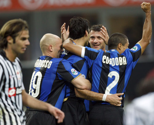 官方：帕拉迪诺成为亚特兰大新主帅，签约至2027年6月（亚特兰大官宣帕拉迪诺执掌球队，合同期至2027年6月）