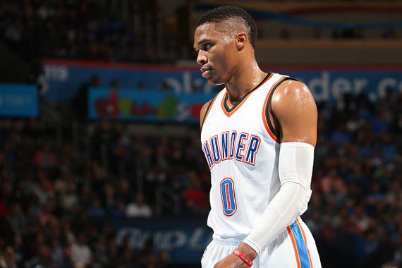 表现不俗！布伦森23中10砍下30分9助攻（布伦森发挥稳健：23投10中砍下30分9助攻）