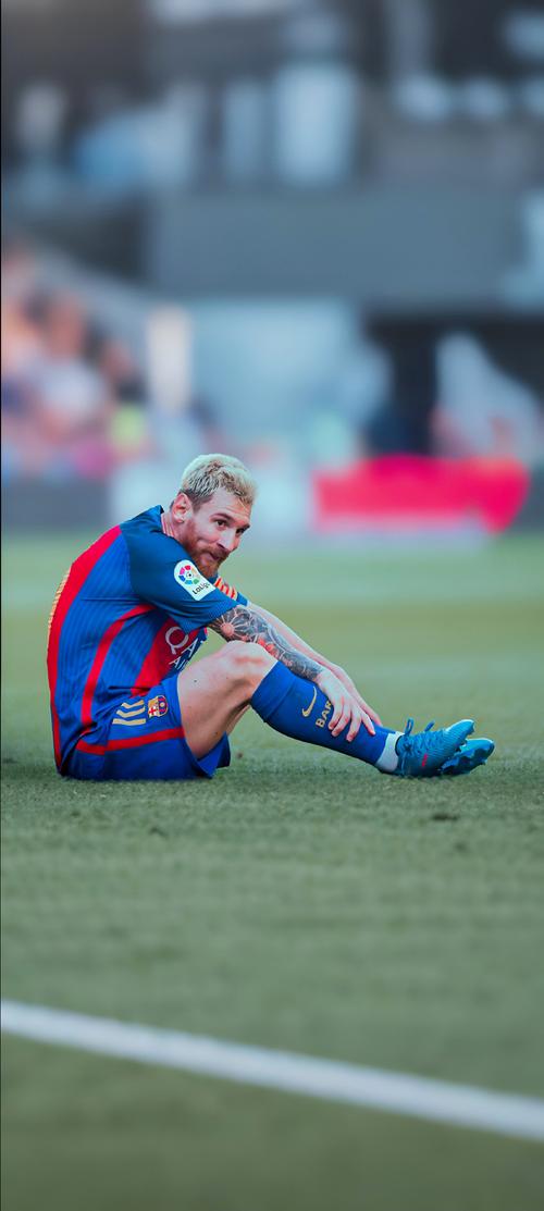 标志性长传制导，阿诺德送出西甲生涯首个助攻（招牌长传精准制导，阿诺德完成西甲生涯首助）