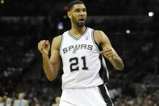 放弃组织，10号位做牺牲？解析B费为葡萄牙恐怖的战术升级（B费放下组织权：为葡萄牙恐怖战术升级牺牲的10号位解读）