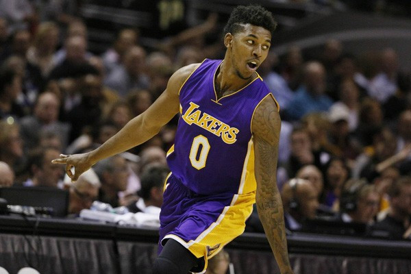 猛龙vs湖人前瞻：东契奇缺阵，猛龙欲收获主场九连胜（猛龙对阵湖人前瞻：东契奇缺阵，猛龙冲击主场九连胜）