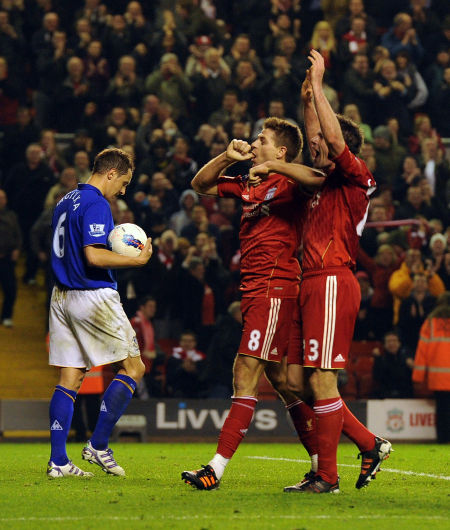 孔帕尼：阿芳很可能下周末复出；我们祝穆勒在美职联决赛获胜（孔帕尼：阿芳预计下周末回归；祝穆勒在美职联决赛告捷）