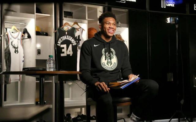 马刺队首发阵容公布：亚历山大领衔，杰伦威助力（马刺首发官宣：亚历山大领衔，杰伦威助阵）