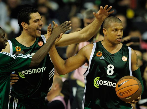 球迷：今天这队是真狠（球迷直呼：这队今天太猛了）