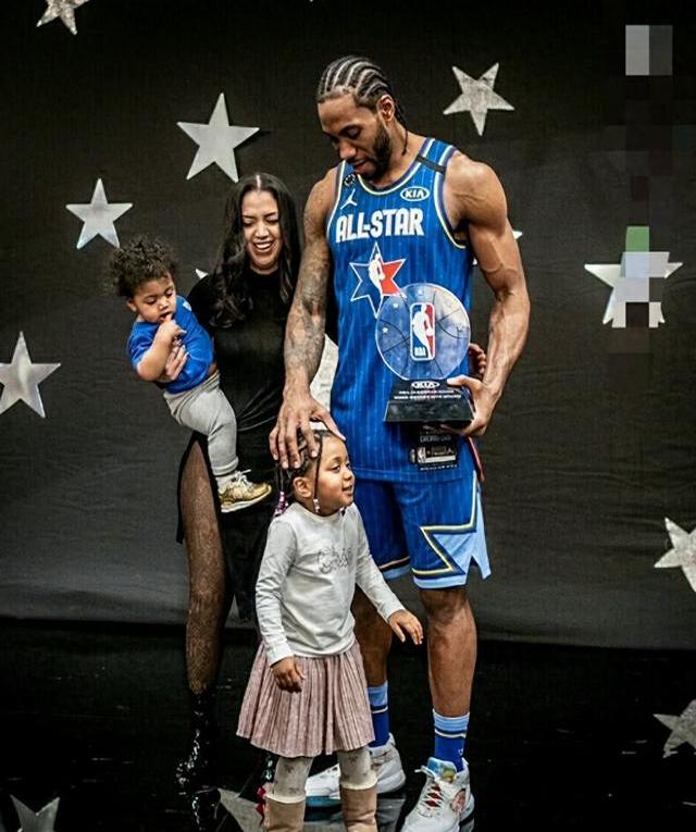 西甲焦点战：皇家奥维耶多步步紧逼马略卡，赛季前景扑朔迷离（西甲重磅对决：皇家奥维耶多紧追马略卡，赛季走向仍充满变数）